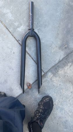 Throne forks