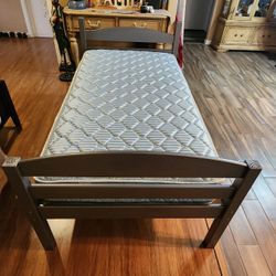 Twin Bed With Mattress