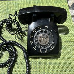 Vintage Dial Telephone 