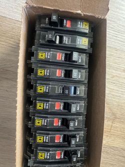 Square D QO 20 Amp Single-Pole Circuit Breakers – 120/240V