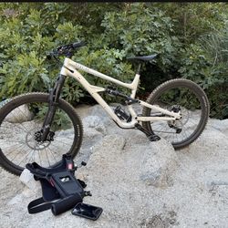 Specialized Status 140