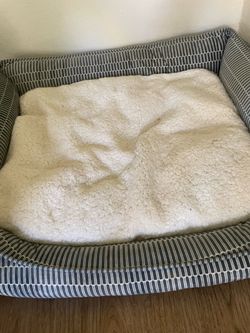 Dog bed