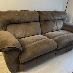 Bobβs Couch