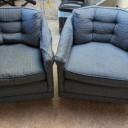 Comfortable Armchairs That Swivel!