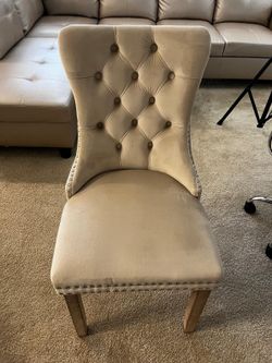 Beige Velvet Dining Chairs Set of 6 + Table with extension to 8