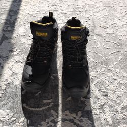 DEWALT  Shoes