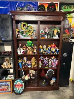 HUGE WOODEN BOOKSHELF