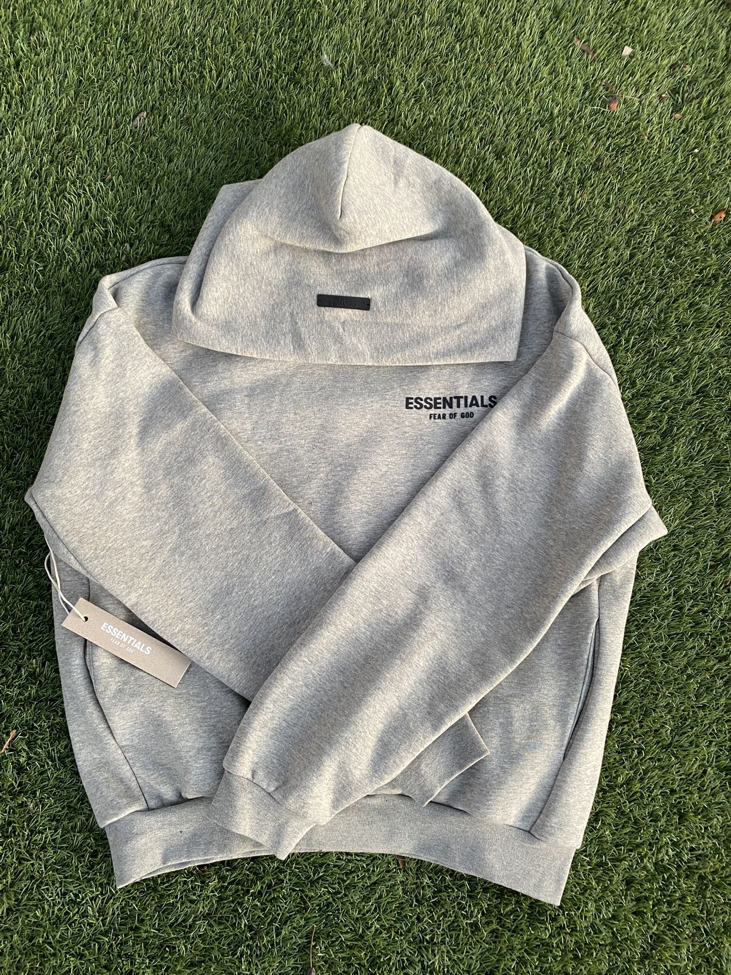 (FW24) Essential heather gray small hoodie