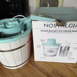 Nostalgia Ice Crean Maker