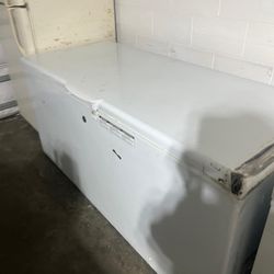 Freezer 17 Cuft