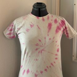 Women’s Tie Dye Shirt