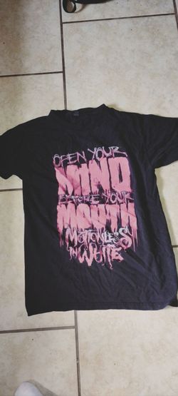 Motionless in White shirt
