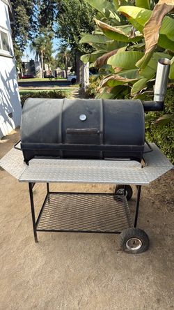 Barrel smoker