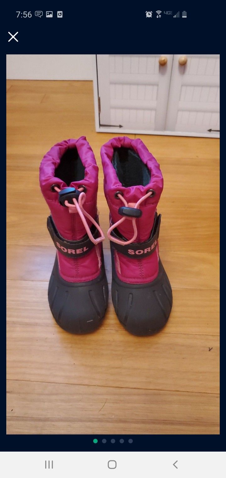 Kids SORRELL Snow Boots Size 9