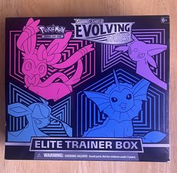 Evolving Skies Elite Trainer Box 