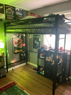Loft black bed