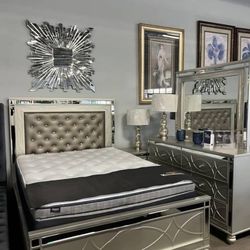 Modern 4-Piece Master Bedroom Set