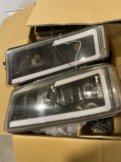 2006 Chevy Silverado Headlights