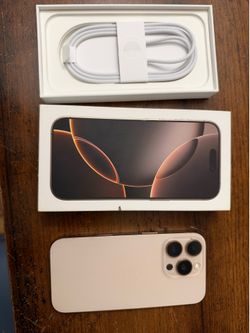 ¡Phone 16 Pro 128GB Natural Titanium - Like New - $620 Firm
