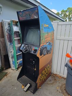 Cruisin World Arcade machine stand up working perfectly.