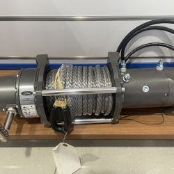 Warn Hideaway Winch