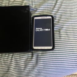 Xbox One X with Samsung Tab 3