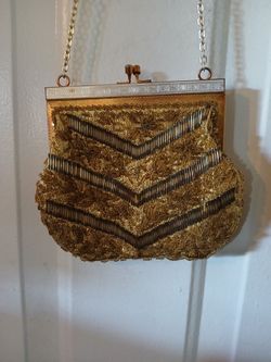 Vintage Hong Kong Wallborg clutch