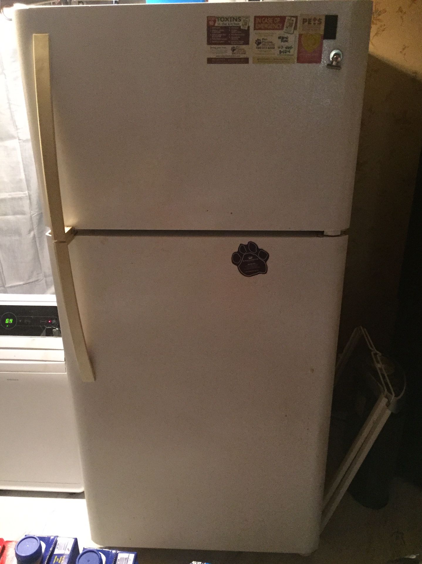 Refrigerator