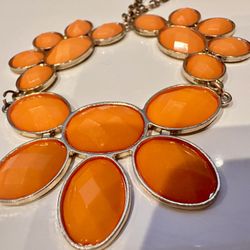 FASHION JEWELRY- Super CUTE ORANGE NELACE