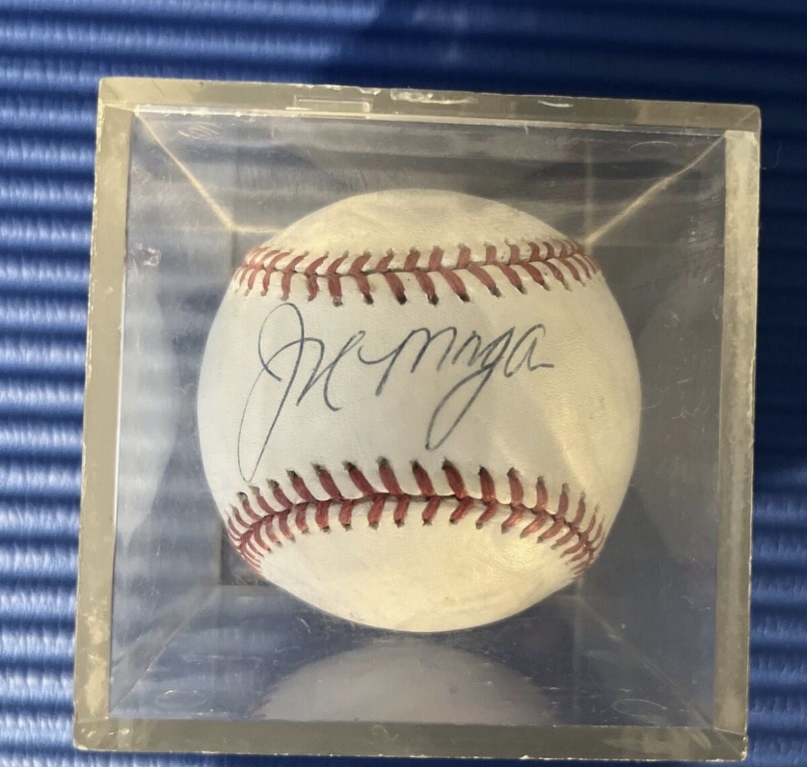 Authentic Signed Joe Morgan baseball