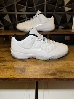 Jordan 11 Low Legend Blue Size 10.5 Mens