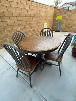 Round Wood Dining Table with 4 Chairs