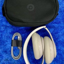 Apple Beats Studio Pro By Dre Wireless Bluetooth Headphones Earphones Over The Head Headband Earpad Noise Cancelling Music Audio Sound Podcast