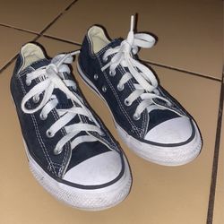 Black Converse Chuck Taylor Shoes