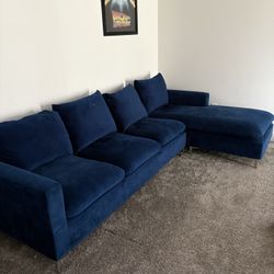 Free Blue Velvet Couch (pending)