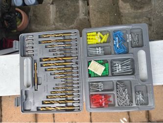 Titanium Drill Bit and Wall Plug Set