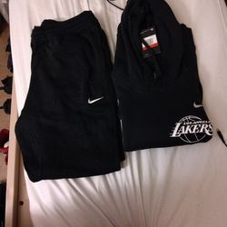 Nike LA LAKERS sweatshirt/ W hoodie And Black Sweatpants 