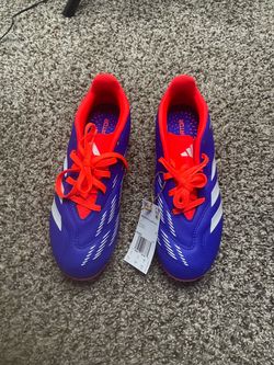 Adidas Predator Club Soccer Cleats