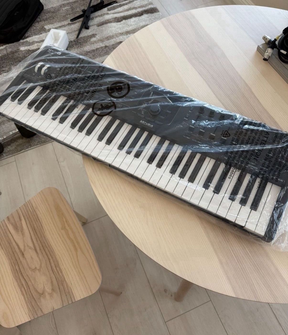 Arturia Keylab 61 MK2 MIDI Controller