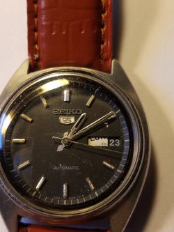 SEIKO 5 AUTOMATIC ( 6309 -8240 A6 ) for Sale in Findlay, OH - OfferUp