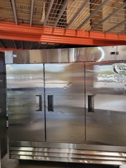 NSF 3-Door Commercial Reach-In Refrigerator | CFD-3RR