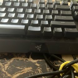 Razer RZ03-0176 BlackWidow X Chroma Green Switch RGB Mechanical Gaming Keyboard