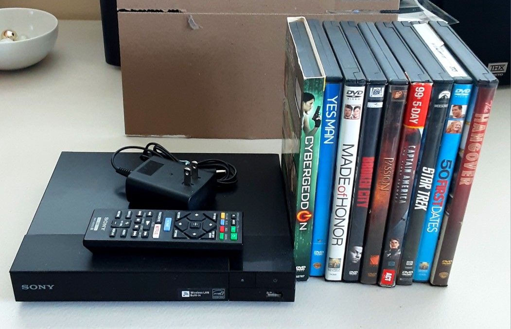 Sony BDP-S3700 Blu-ray DVD Smart Streaming WiFi Player w/ Remote - Power & HDMI
