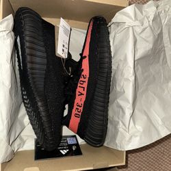 DS yeezy 350 core red men’s size 10