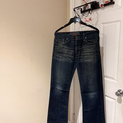 LEVIS VINTAGE- bootcut denim- like brand new