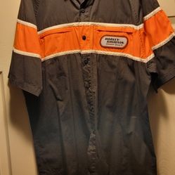 Harley-Davidson 100% Cotton Shirt. Size Medium