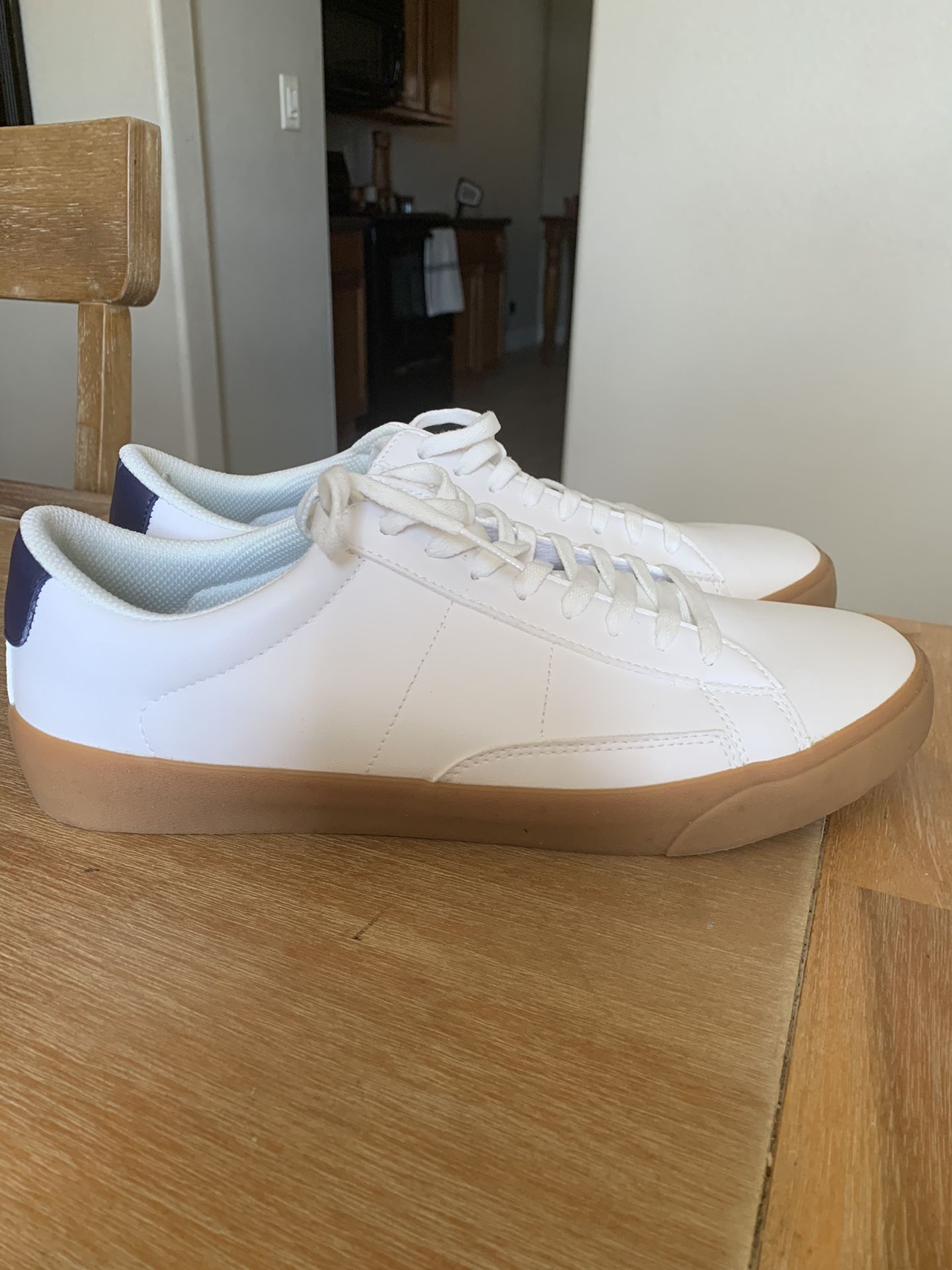 White Portland Boot Company men’s Shoes Size 9 