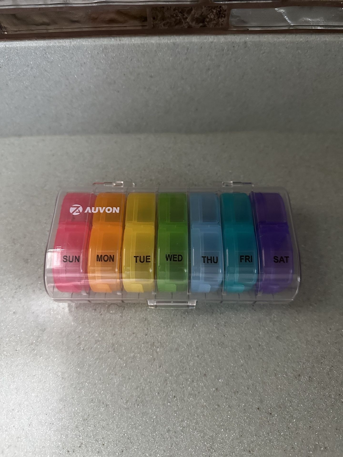 BRAND NEW AUVON PILL ORGANIZER AM/PM