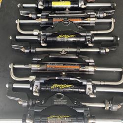 Seastar hydraulic Boat Steering Ram