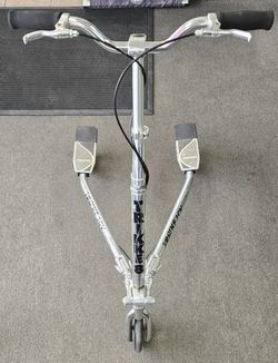 Trikke Adult Swivel Scooter 